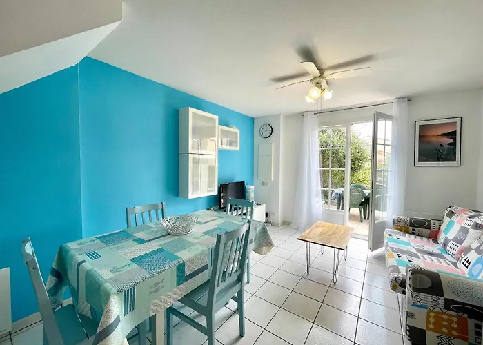 Maison T3 A 150 M De La Avec Piscine Collective, Parking Et Wifi - Fr-1-231-234 Holiday home