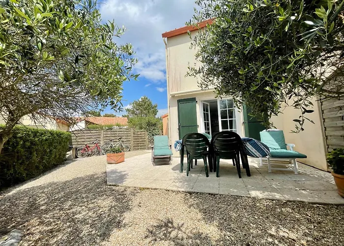 Maison T3 A 150 M De La Avec Piscine Collective, Parking Et Wifi - Fr-1-231-234 Holiday home